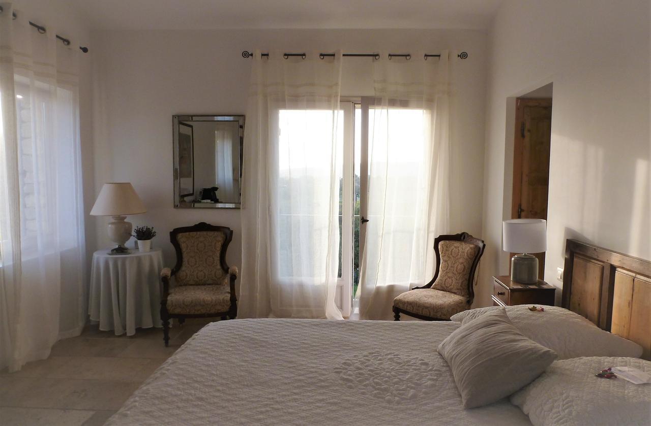 Les Terrasses - Gordes Guest House Bagian luar foto